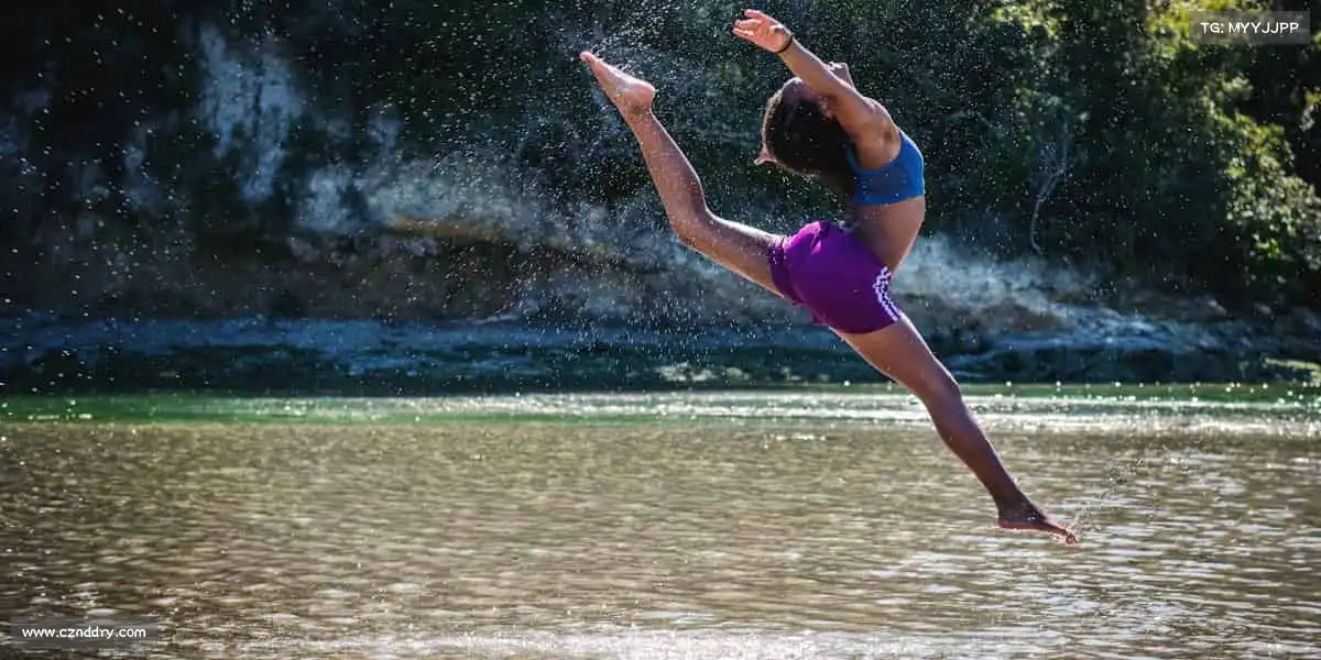 米兰官网🎾每一次挥拍都是热爱的表达，每一步奔跑都是梦想的距离 —— 加入我们吧！